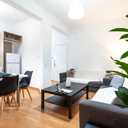 Aelia Apartment Artemida  Buitenkant foto