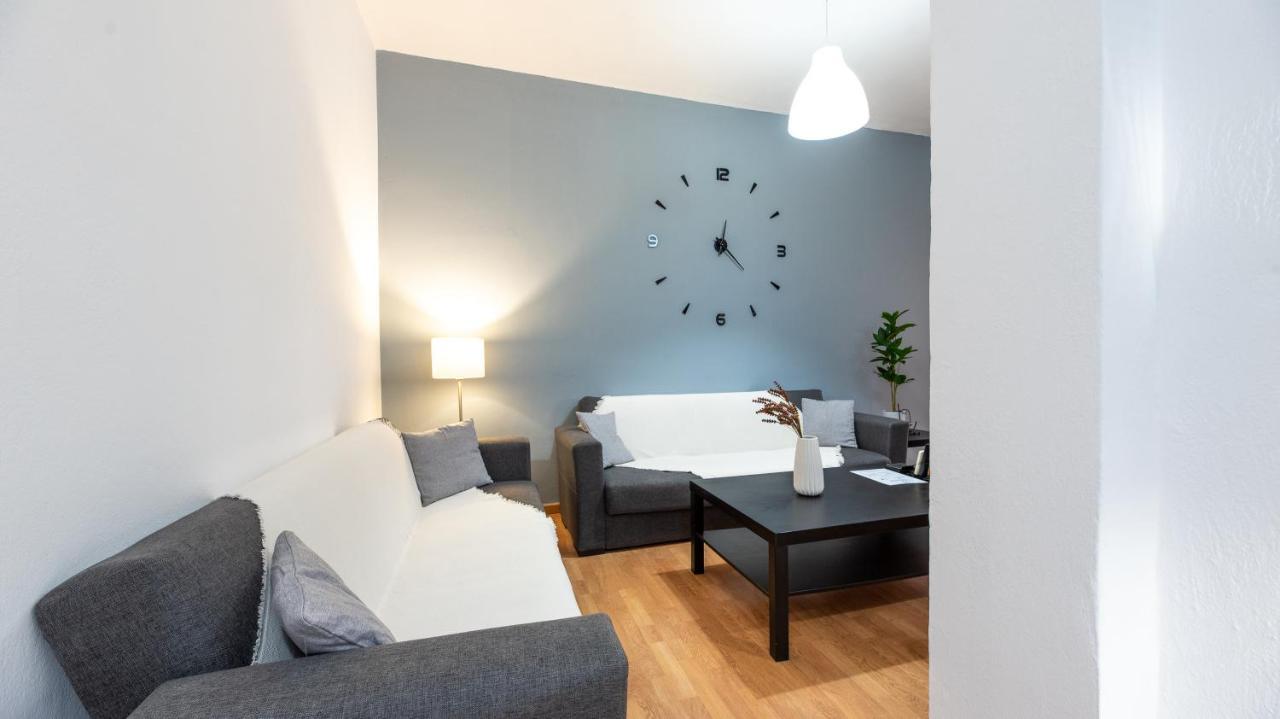 Aelia Apartment Artemida  Buitenkant foto