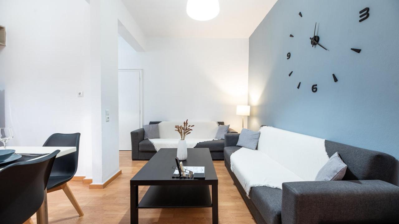 Aelia Apartment Artemida  Buitenkant foto