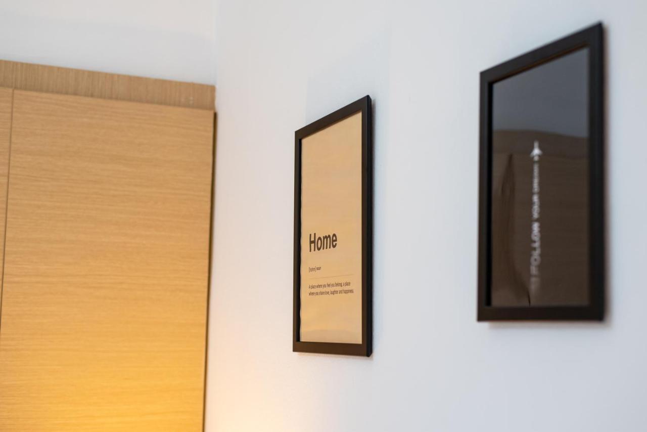 Aelia Apartment Artemida  Buitenkant foto