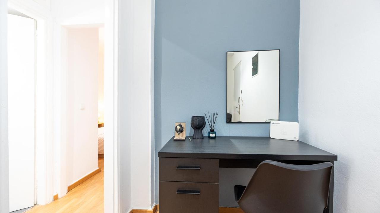 Aelia Apartment Artemida  Buitenkant foto